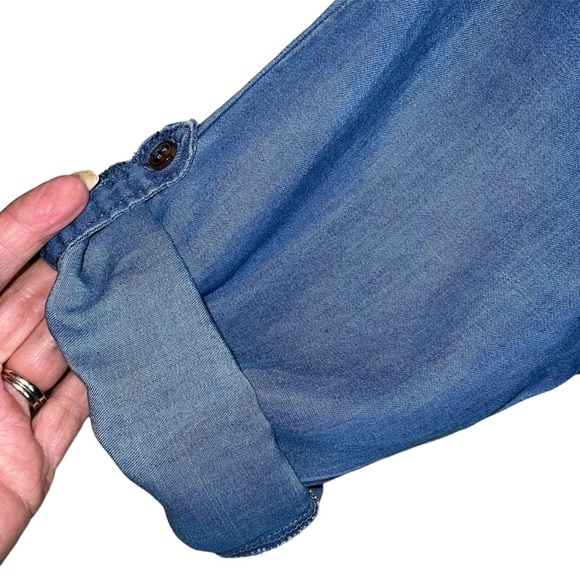 Hester & Orchard Tencel Chambray Button Up Split Neck Fringe Hem Shirt Sz S - Picture 6 of 11